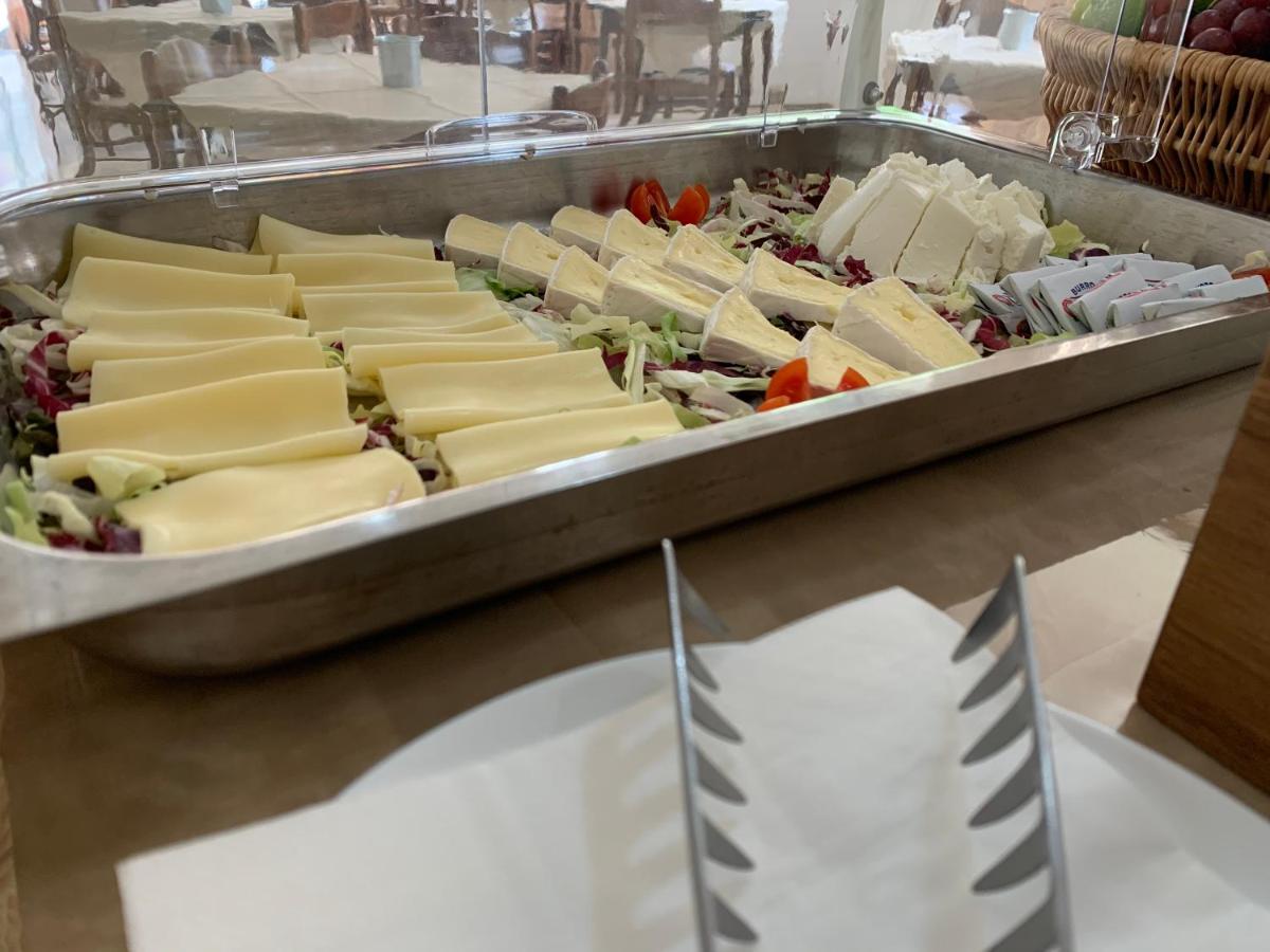Hotel Levante Convenzionato Oltremare E Italia In Miniatura Riccione Eksteriør bilde